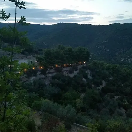 Il Rifugio E Case Vacanze 마티나타
