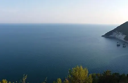 Il Rifugio E Case Vacanze B&B 마티나타